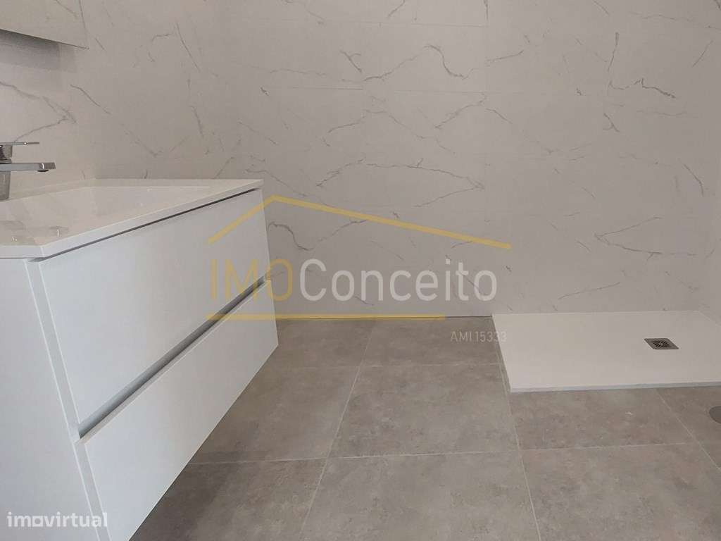 Apartamento T3 |1º andar|| Construção | Garagem |Constância - Grande imagem: 5/15