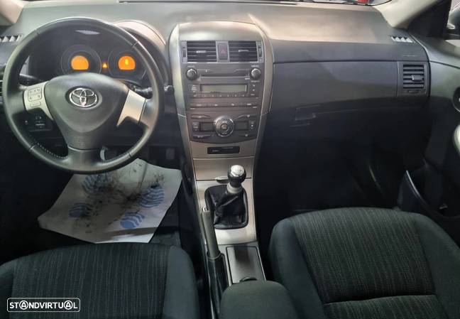 Toyota Corolla 1.4 VVT-i Sol - 9