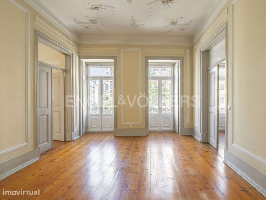 Sofisticado T6 em Santo António - Grande imagem: 2/31