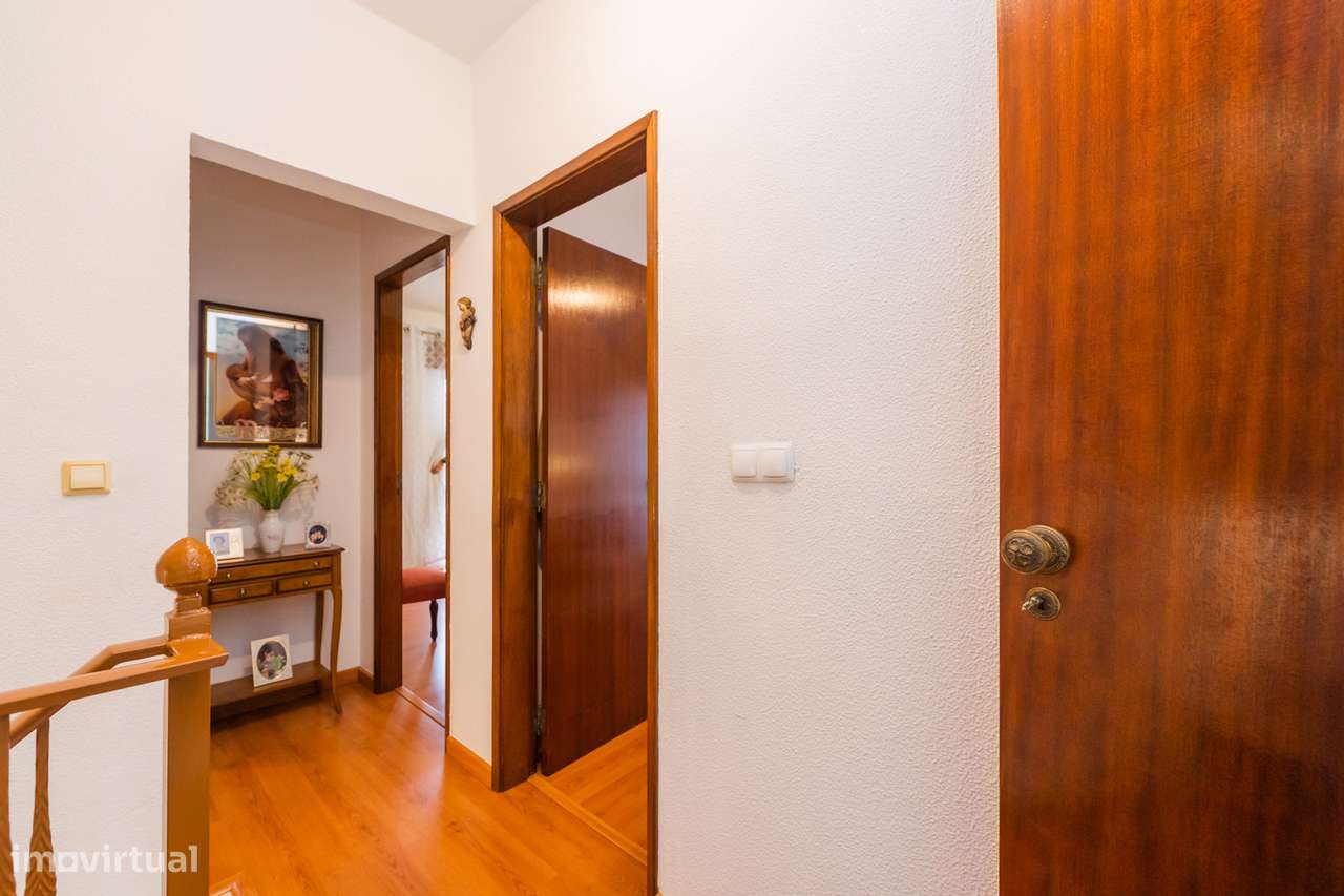 Moradia 4 Quartos - Pontinha-18