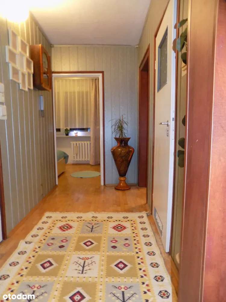 Klimatyczne 3-pokojowe mieszkanie z balkonem-11