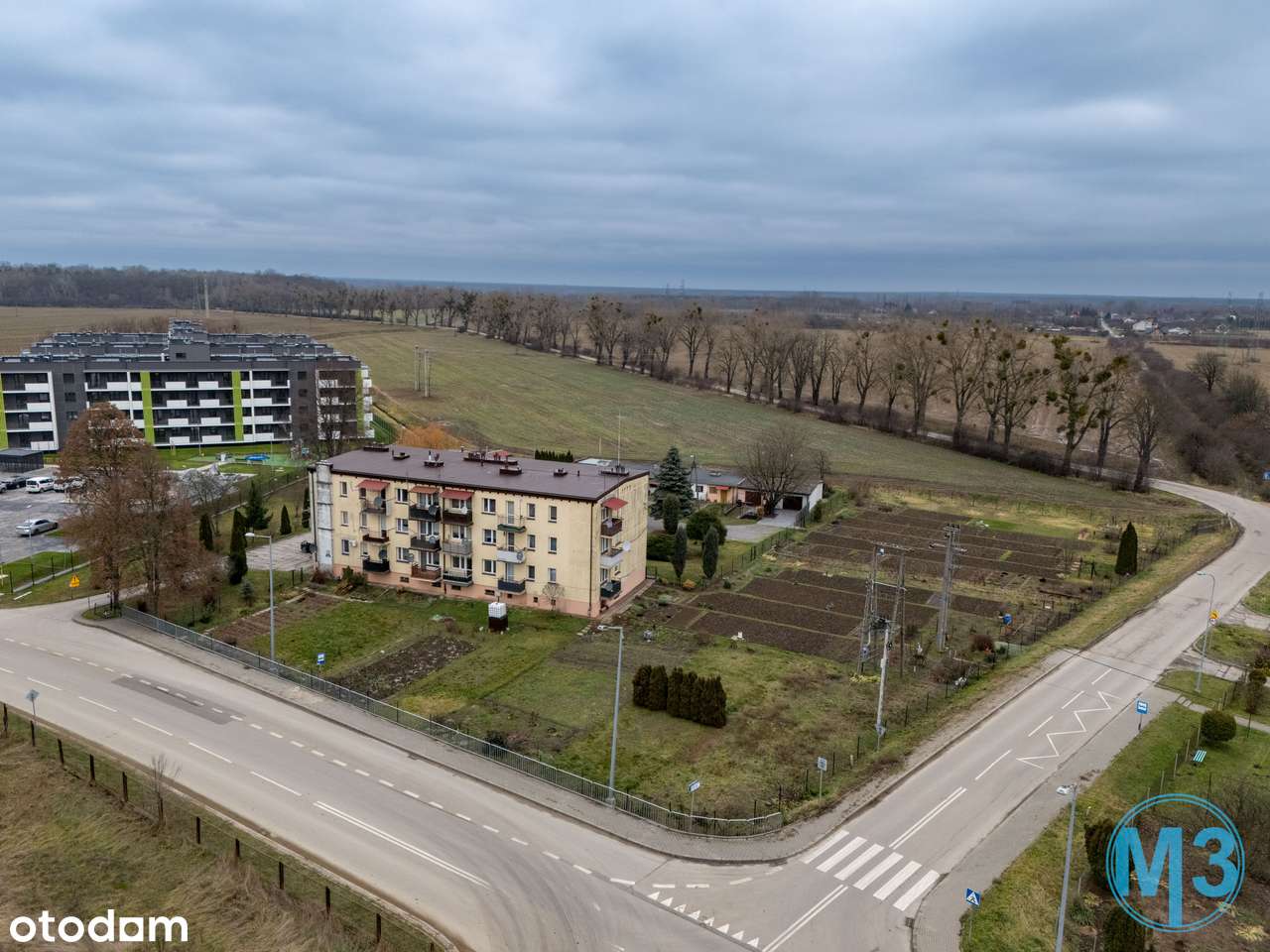 Mieszkanie z ogródkiem, garażem i budynkiem gosp. – idealny pakiet-0