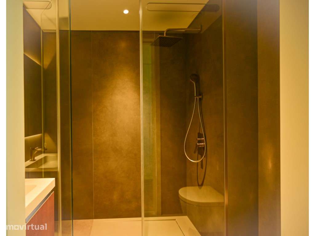 T3 de Luxo no Prata Riverside: Onde o Tejo Encontra o Seu Lar-19