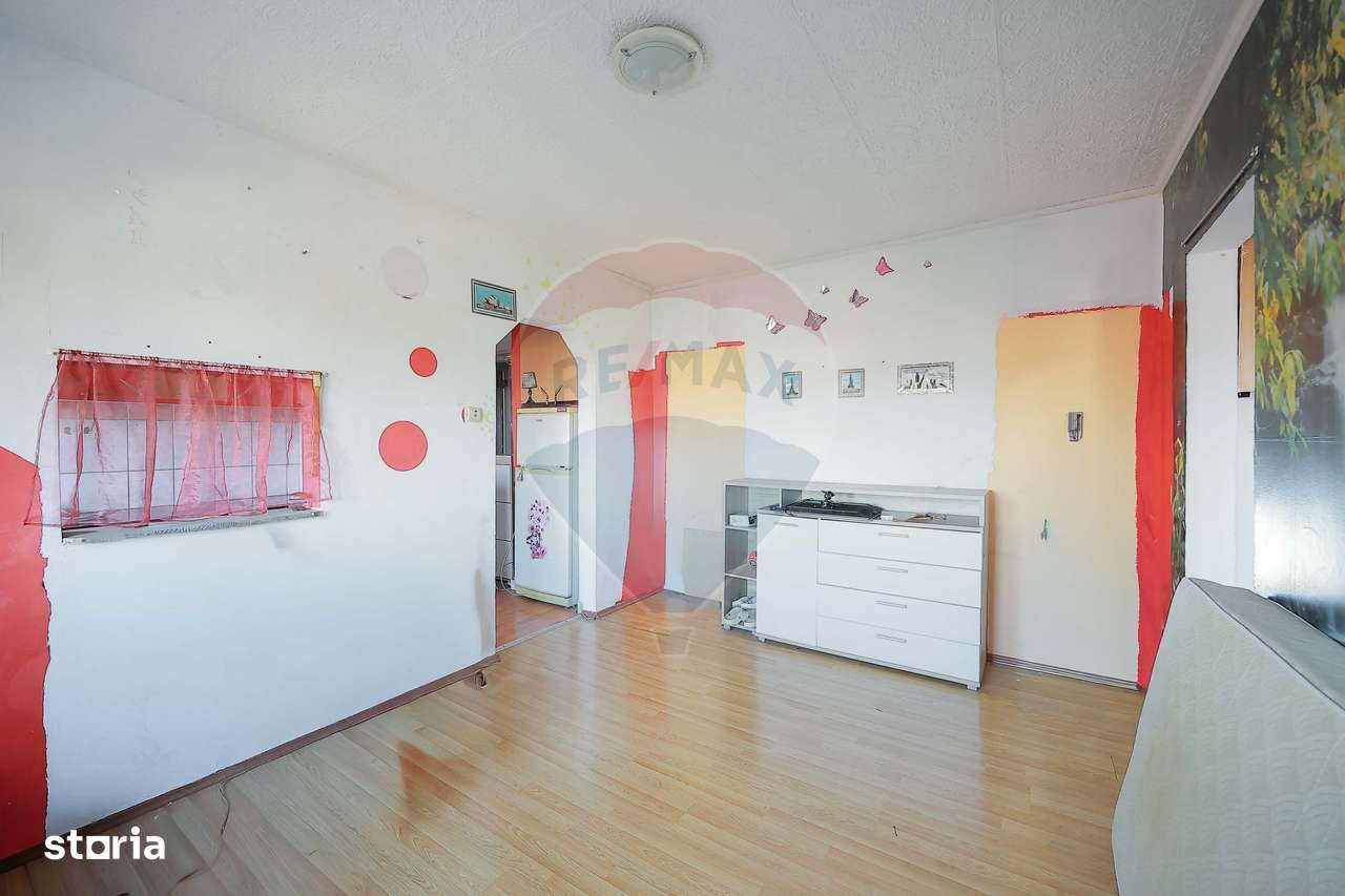 Apartament cu 2 Camere de Vânzare, zona Horea - Imagine principală: 4/10