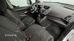 Ford Transit Connect - 19