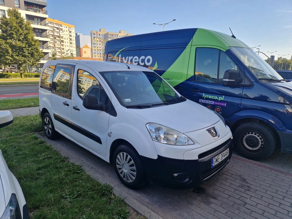 Peugeot Partner II (2008-2019) 1.6 Trendy 2010