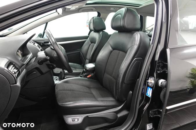 Peugeot 407 SW HDi 140 JBL - 26