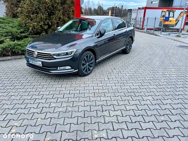 Volkswagen Passat 2.0 TDI BMT 4Mot Highline DSG - 9