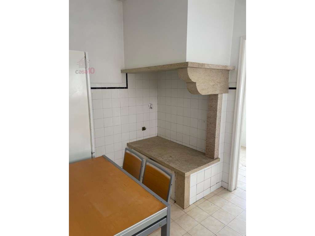Apartamento T3 para venda no centro do Barreiro-6