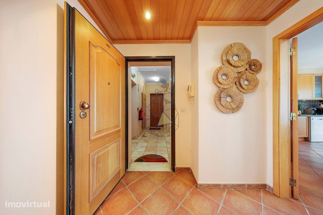 Apartamento com 1 Quarto  na Urbanização Horta da Raminha  em Portimão-27