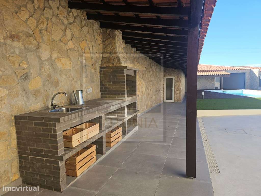 Moradia T5 Totalmente Remodelada a 10 minutos da Ericeira - Luxo, C...-33