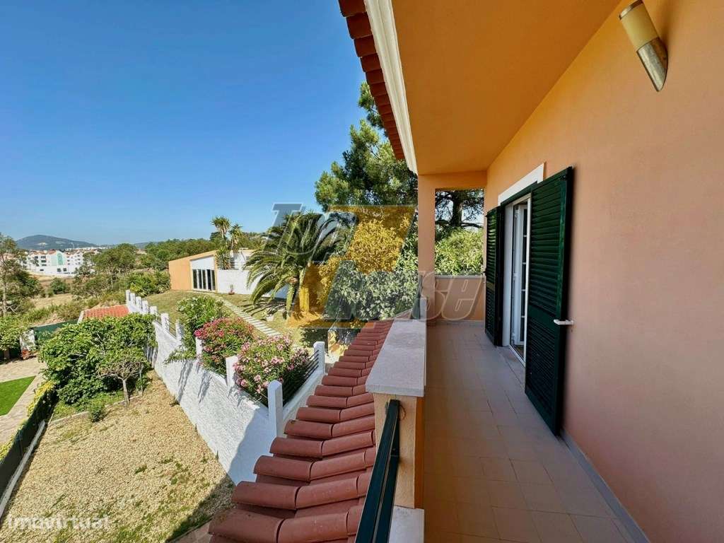 Moradia T4 com piscina e terreno de 900m2 - Quinta da Serralheira -...-17