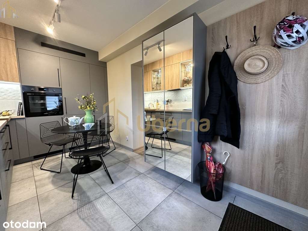 Dom i garaż nad wodą - światłowód-8