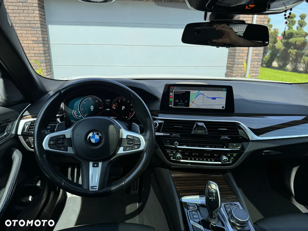 BMW Seria 5 540i xDrive M Sport sport - 12