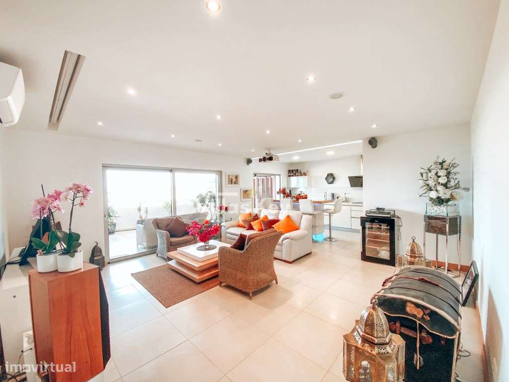 Apartamento de 2 quartos em condomínio de luxo próximo da praia - Grande imagem: 5/31