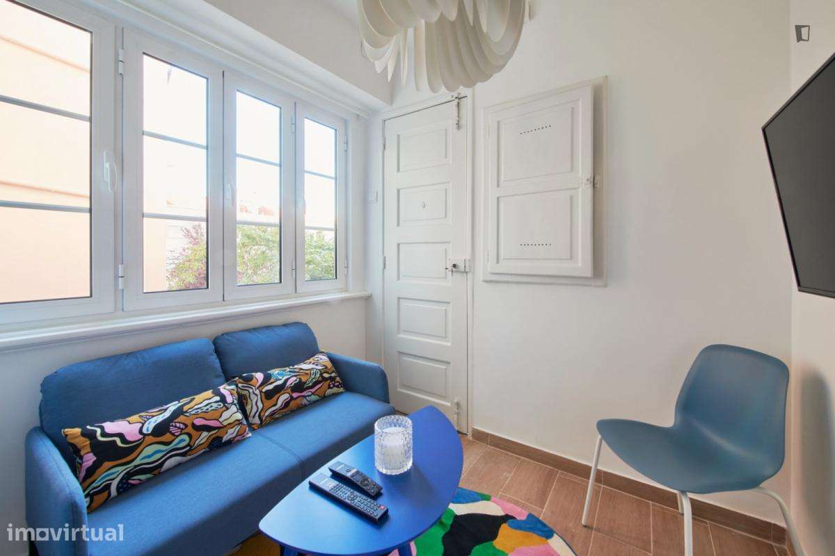 Quarto - localizado em Roma-Areeiro Lisbon - Grande imagem: 3/10