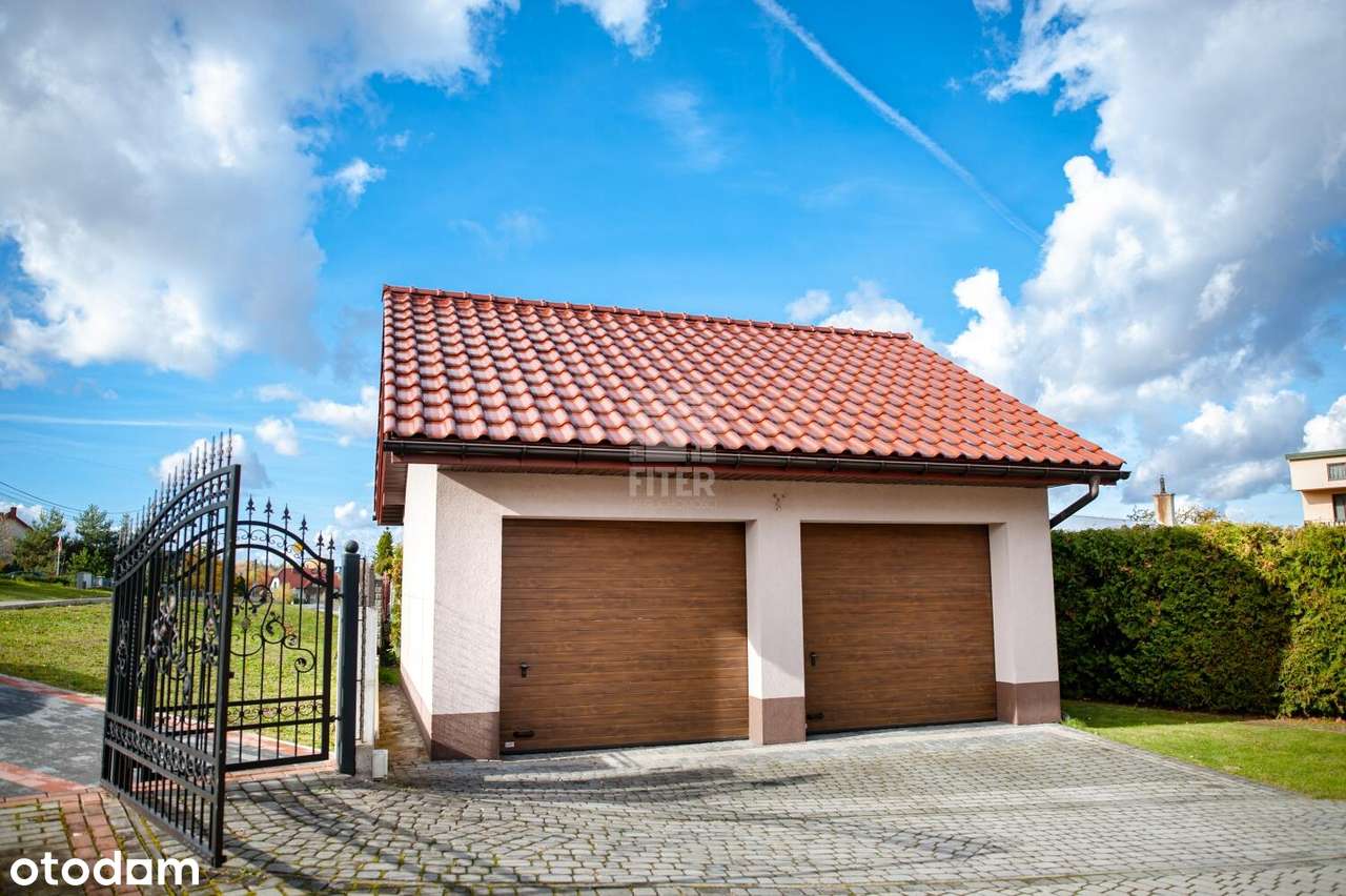 dom I Brzesko, ul. Sikorskiego I do wejścia-2