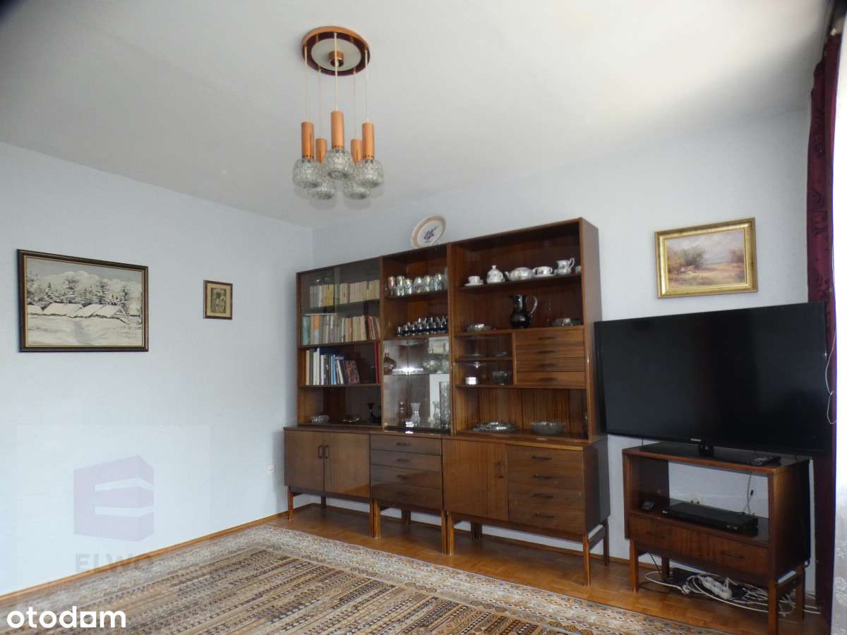 Ładne 3 pokoje z loggią jak w parku.-3