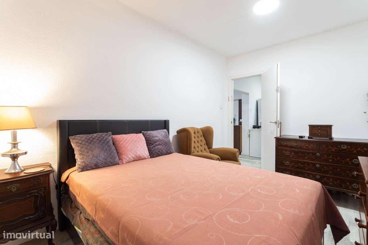 Oportunidade Única de Investimento em Setúbal: Habitação Luminoso e Fu - Grande imagem: 4/11