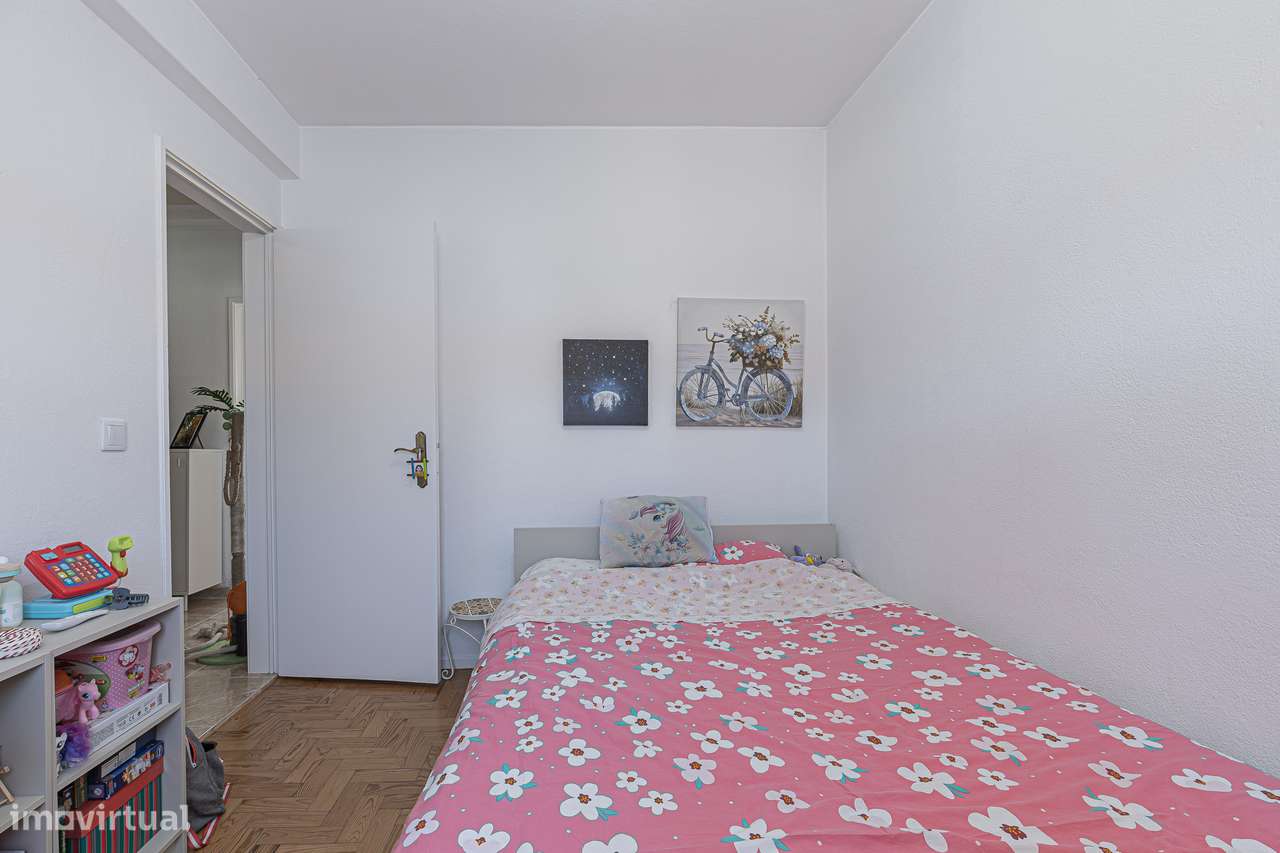 Apartamento de 4 assoalhadas no centro da Moita-22