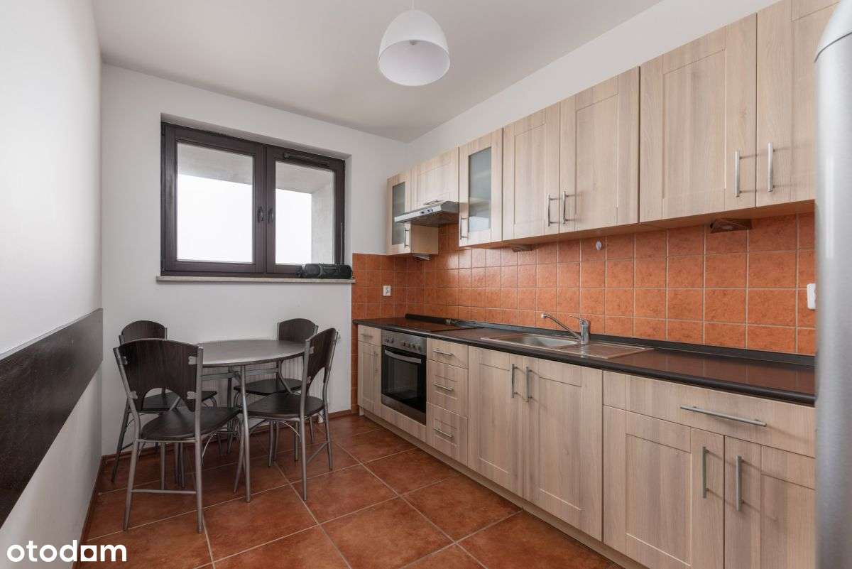 Metro 3 min.  Dwustronne  Loggia  Miejsce post.-6