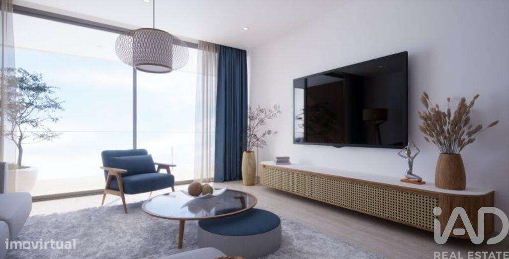 Apartamento T2 em Câmara de Lobos de 134,00 m2 - Grande imagem: 3/17