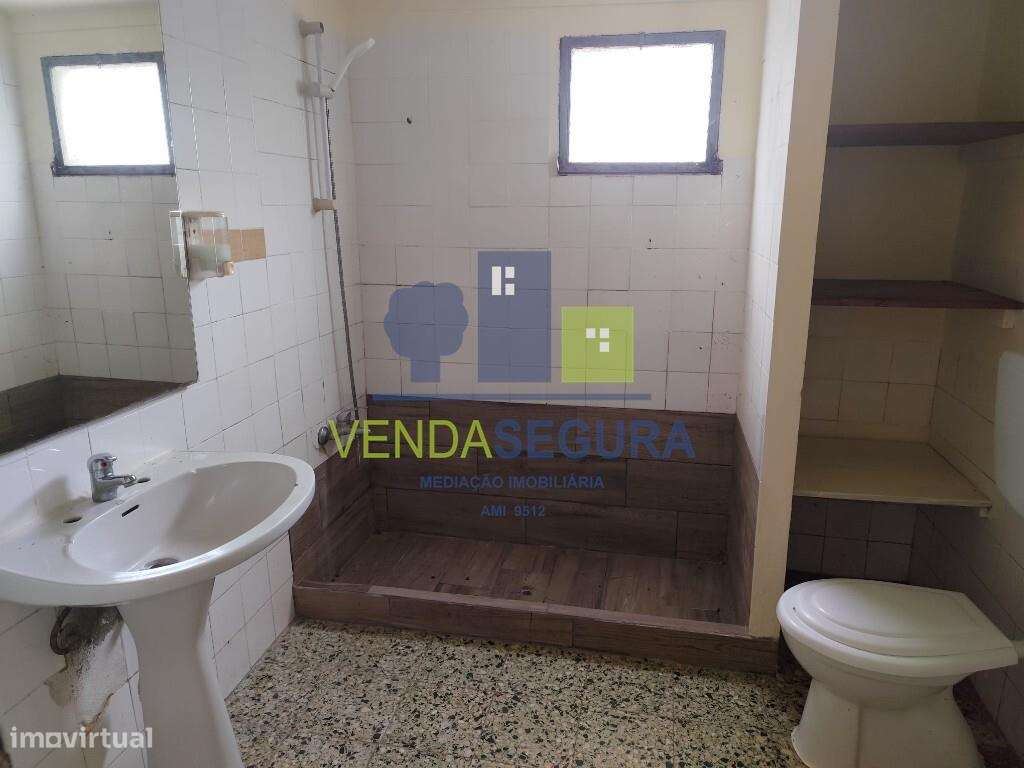 Casa térrea T4 com quintal | Granja-7