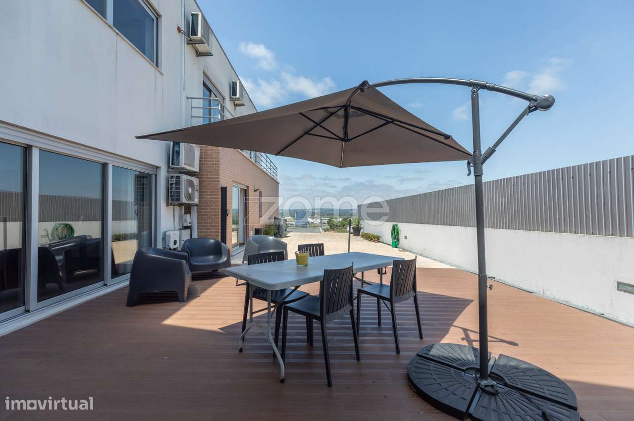 Moradia Moderna em Taveiro, Coimbra com Vistas Desafogadas-26