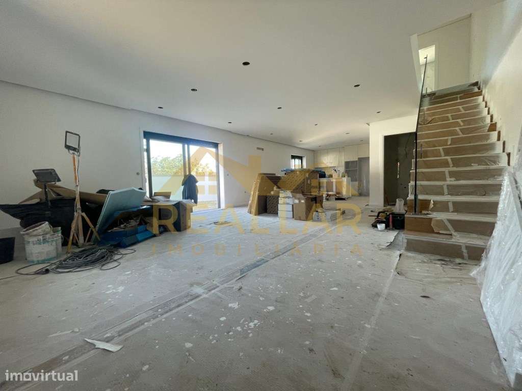 Luxuosa Moradia T3 de Arquitetura Contemporânea - Rates, Póvoa de V... - Grande imagem: 5/31