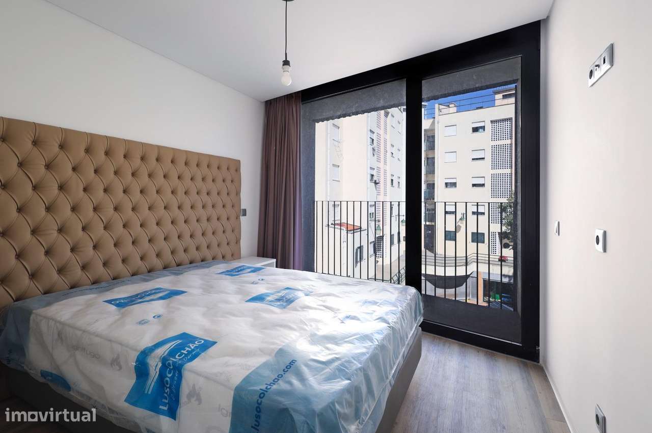 Edifício Renovado no Coração da Graça, Lisboa-20