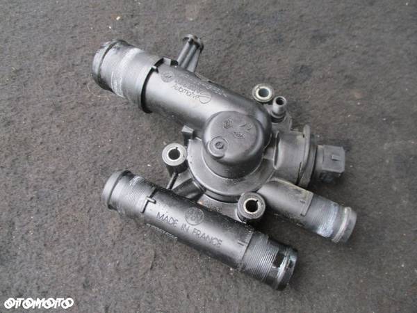 Obudowa termostatu termostat Renault Scenic 2 1,9 DCI - 2