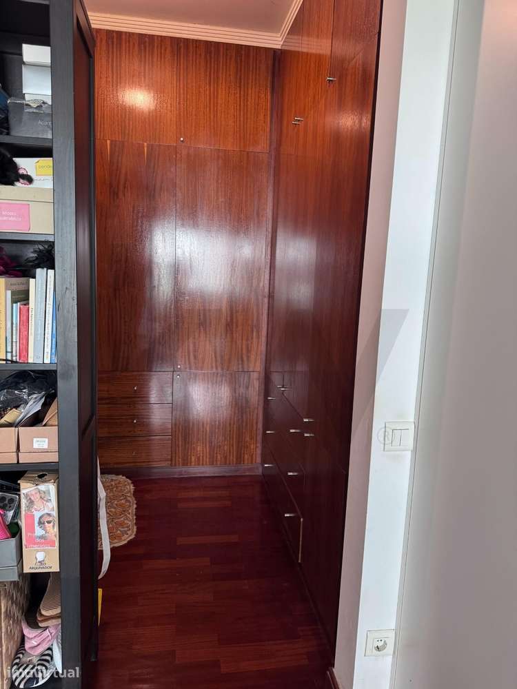 Apartamento T4 na Primeira Linha de Mar em Matosinhos-23