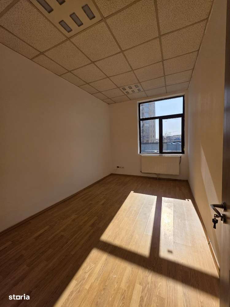 Spatiu de birouri zona Mall - Imagine principală: 5/12