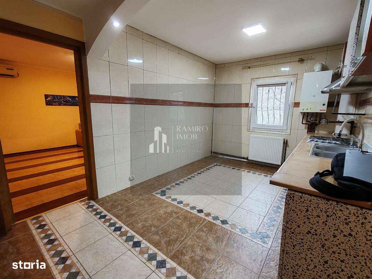 APARTAMENT 2 CAMERE, LANGA PARCUL TINERETULUI, CENTRALA/PARCARE