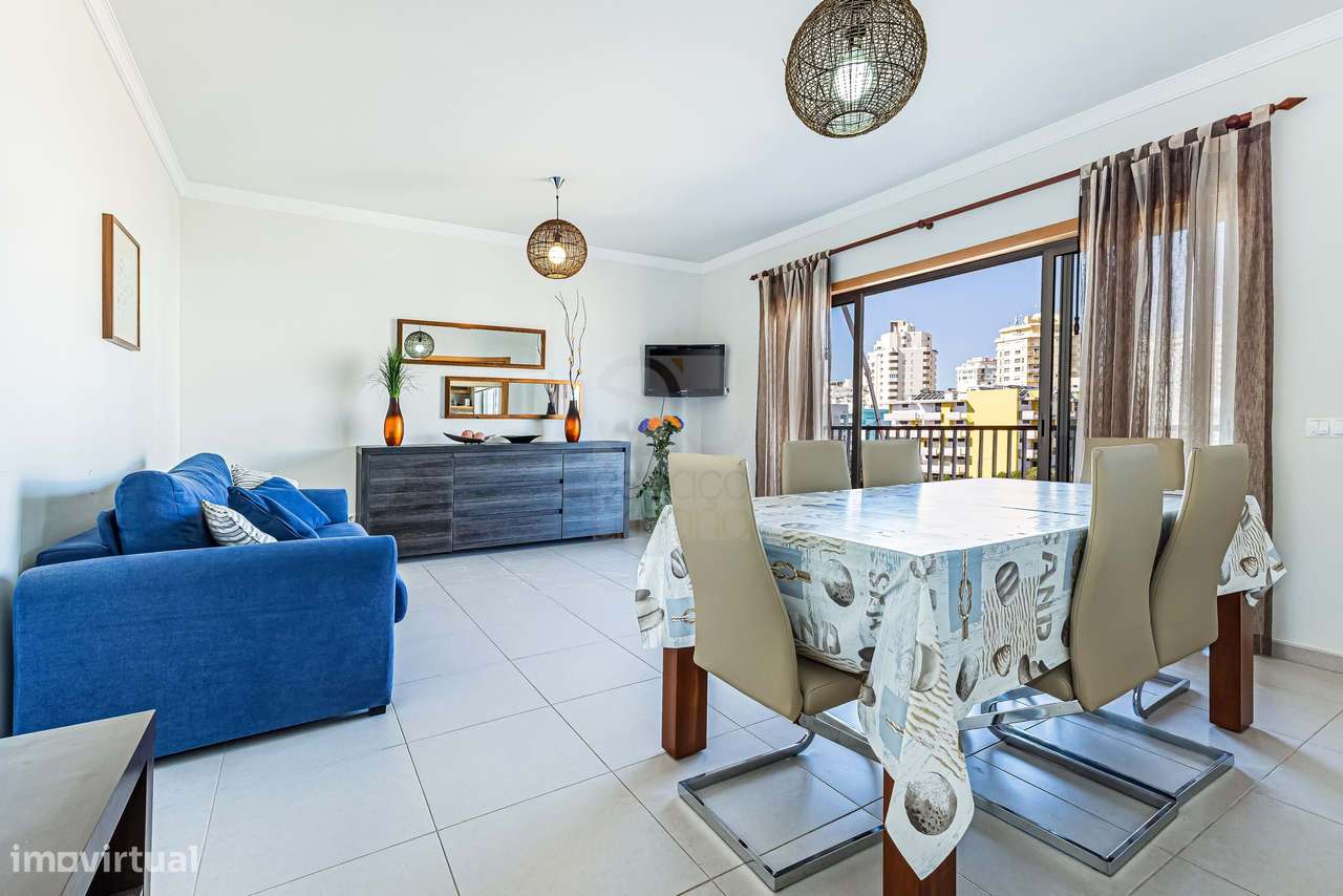 A. Pêra - Luxo - Apartamento T1 C/ Garag. + Piscina + Parque Infantil - Grande imagem: 2/25