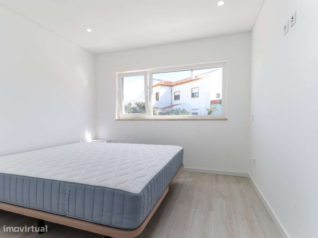 Moradia T4+1 Nova com Piscina Aquecida e Ginásio em Vidro Luxo, Con...-10