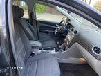 Ford Focus 1.8 Titanium - 18