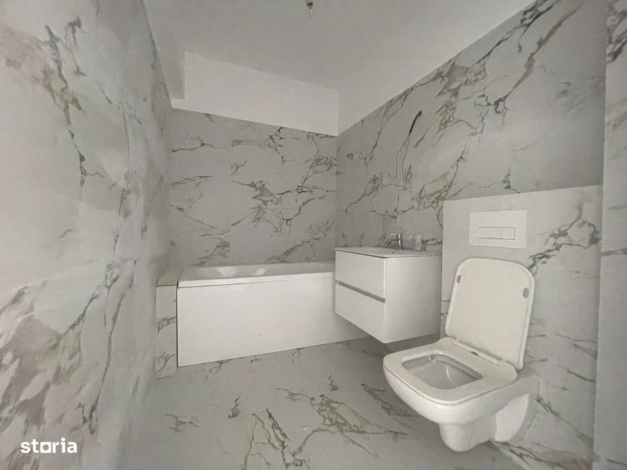 Bloc finalizat!2 camere decomandat,Metrou-Berceni 6 min - Imagine principală: 4/5