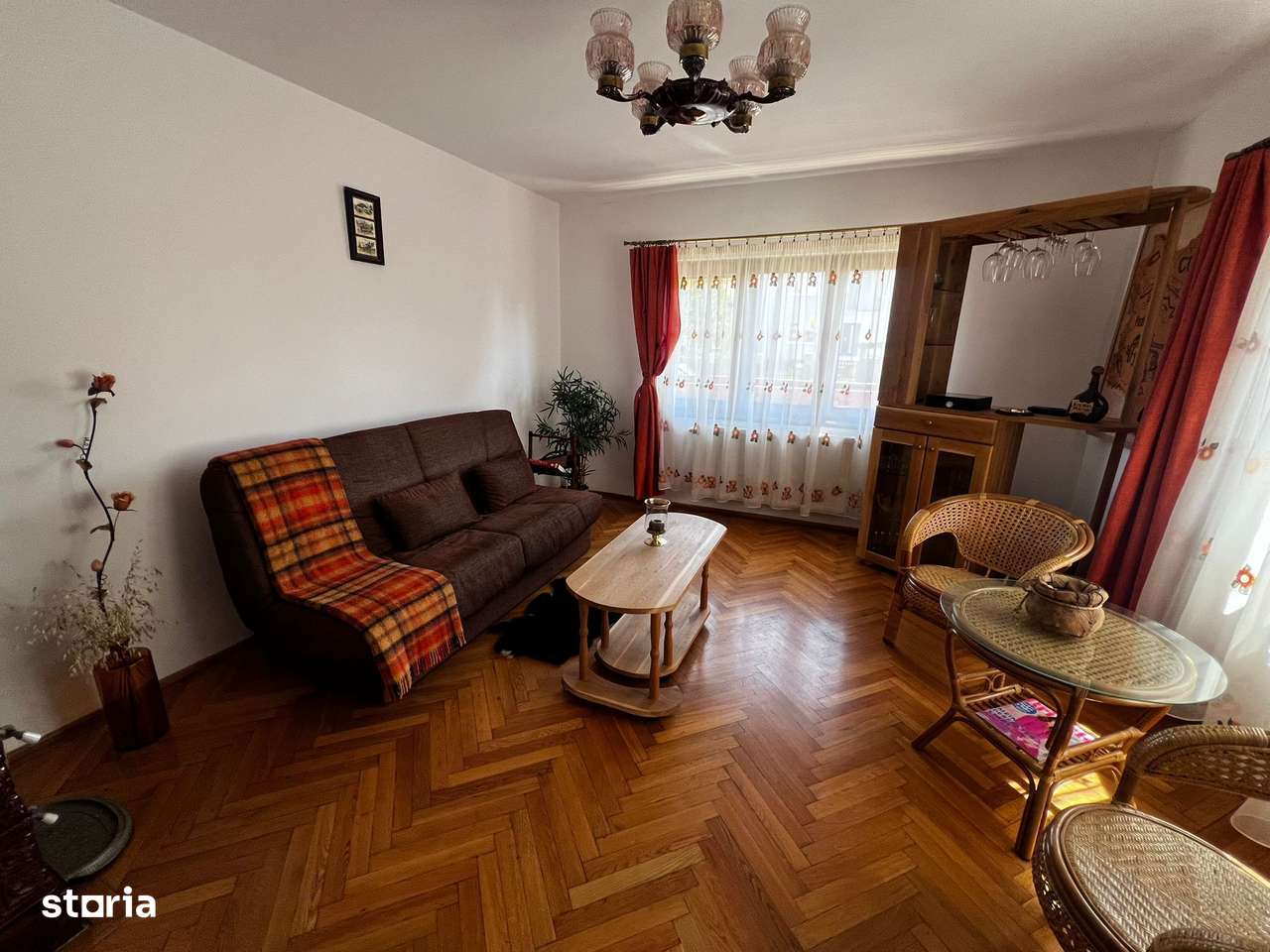 Casă de vânzare în Covasna - complet renovată, mobilată și utilată!-5