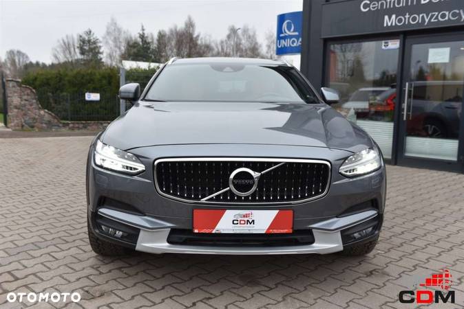 Volvo V90 Cross Country T6 AWD Pro - 6
