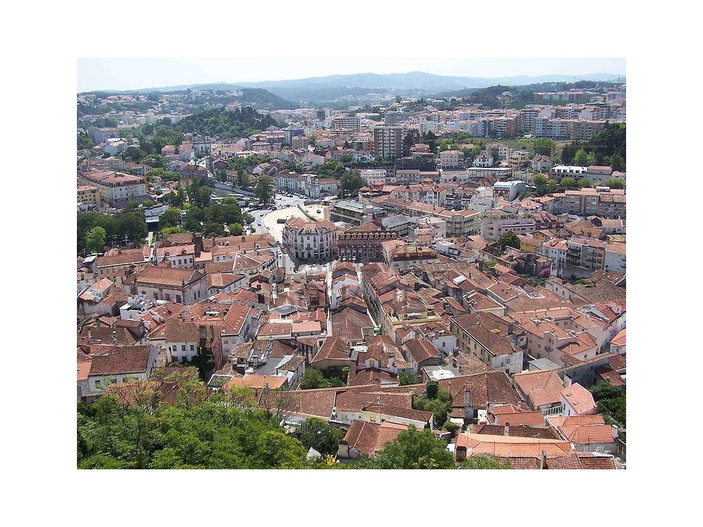 Apartamento T2 Novo no Centro Histórico de Leiria-6