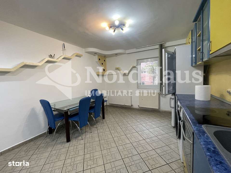 VANZARE – Apartament 3 camere decomandat | Zona Mihai Viteazu-2