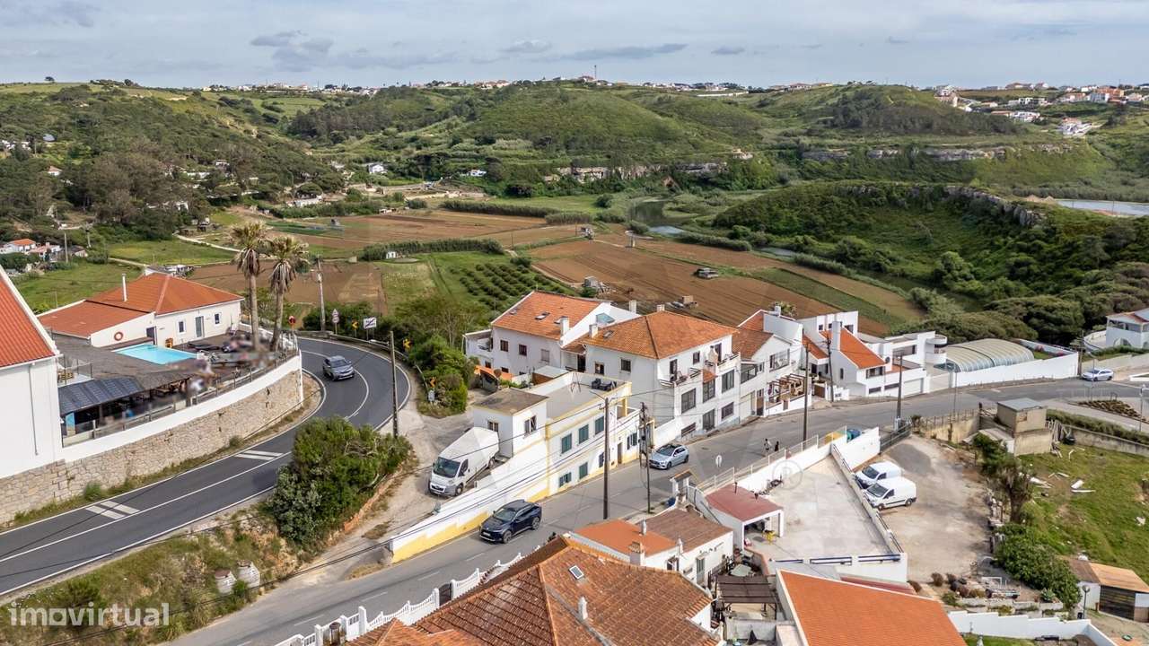 Foz do Lizandro e o Sonho de Viver na Praia | Moradia com Vista Mar e-50