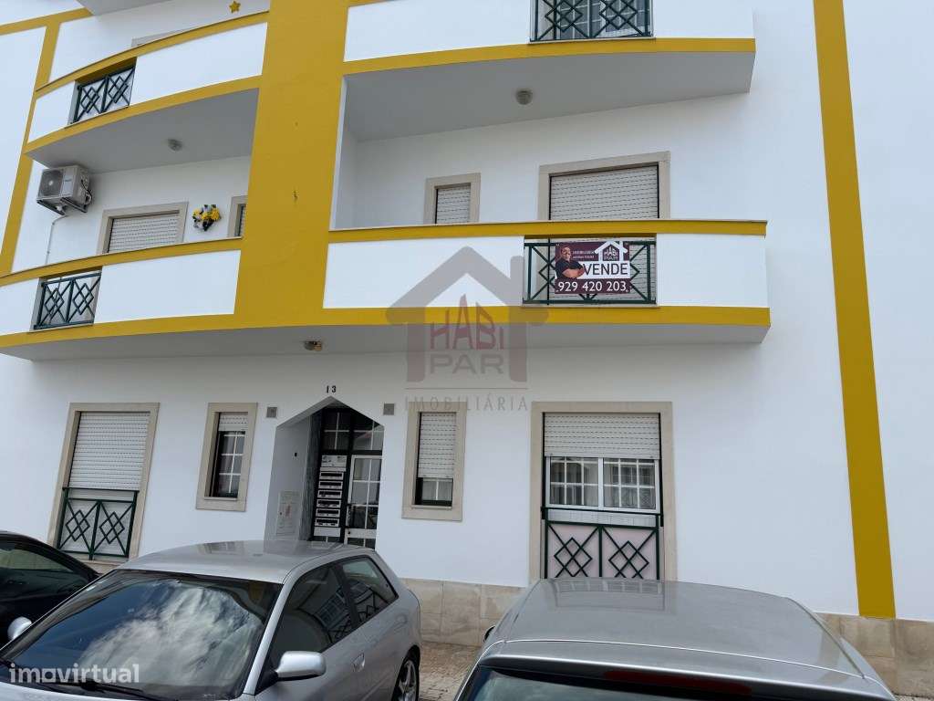 Excelente T2+1 Na Urbanização do Brejo-33