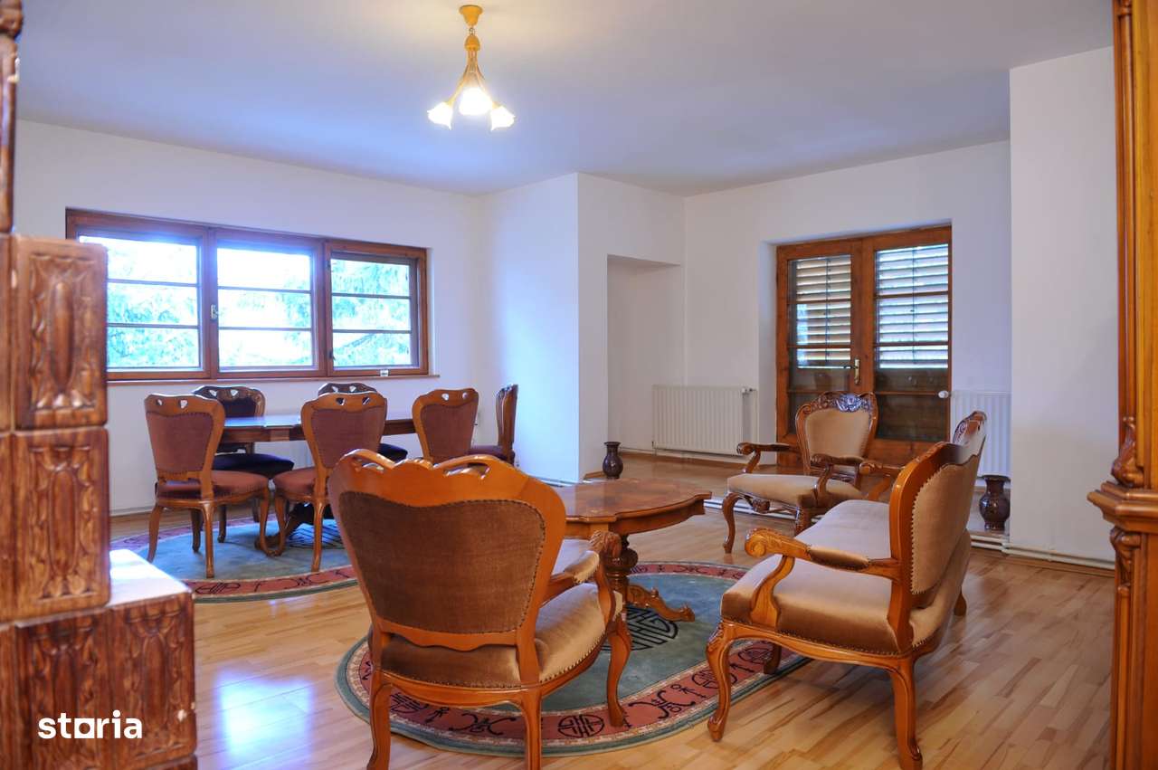 Vila de pe cărțile poștale-6