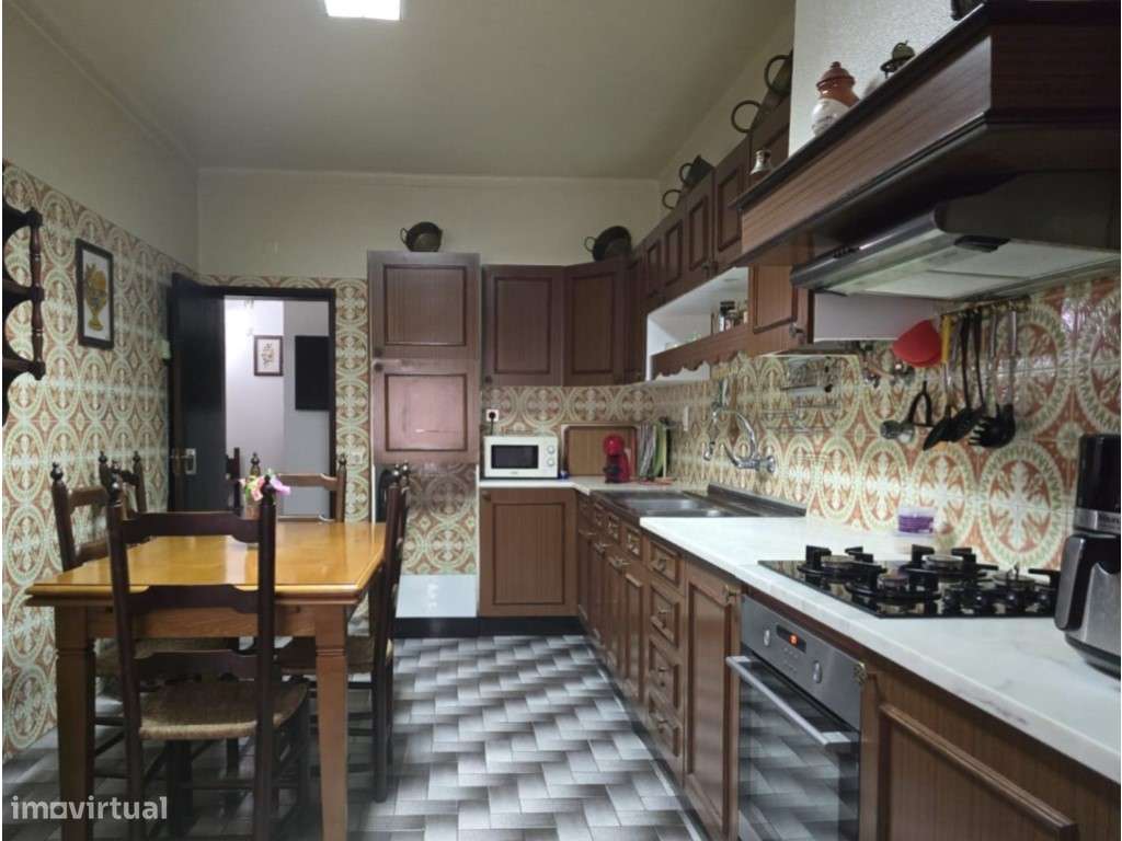 Apartamento T3-4