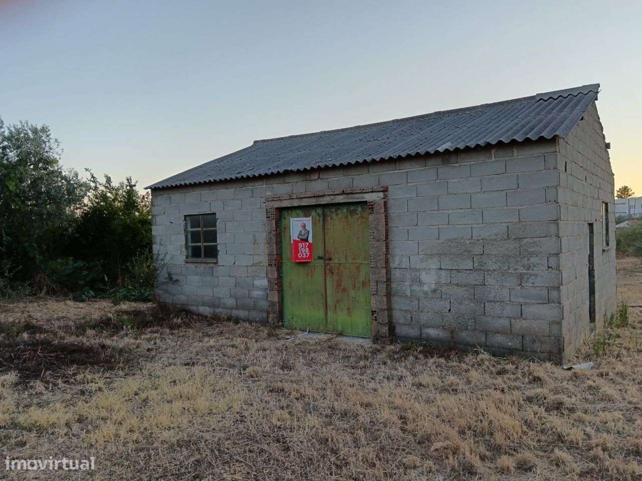 Lote - Grande imagem: 2/2