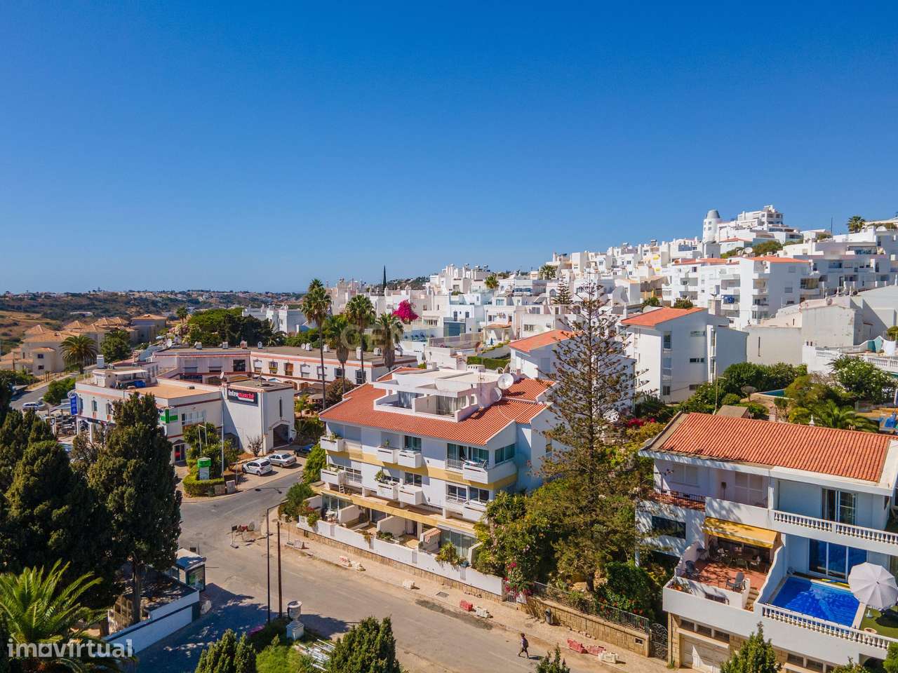 APARTAMENTO COM VISTA MAR A  300M DA PRAIA , EM ALBUFEIRA - Grande imagem: 2/18