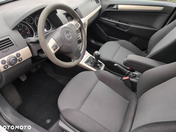 Opel Astra III 1.7 CDTI Cosmo - 2