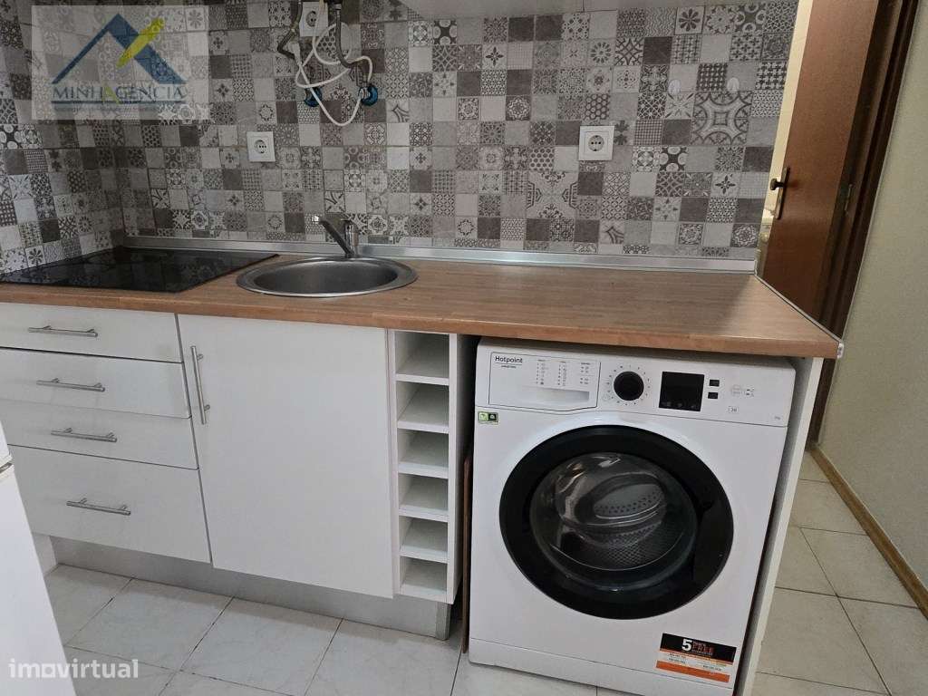 Apartamento T1 com varanda no Bonfim em Setúbal-10